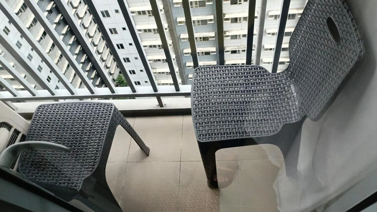 Cozy New 1Br Fame Residences Condo With Balcony Manila Philippines